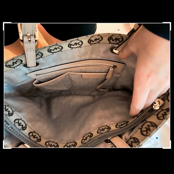 NWOT MK Michael Kors Large Purse - Picture 3 of 5